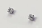 Light point earrings with brilliant cut diamonds ct. 0.30:XNUMX