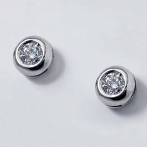 LIGHT POINT EARRINGS WITH BRILLIANT CUT DIAMONDS CT. 0.32:XNUMX