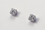 Light point earrings with brilliant cut diamonds ct. 0.50:XNUMX