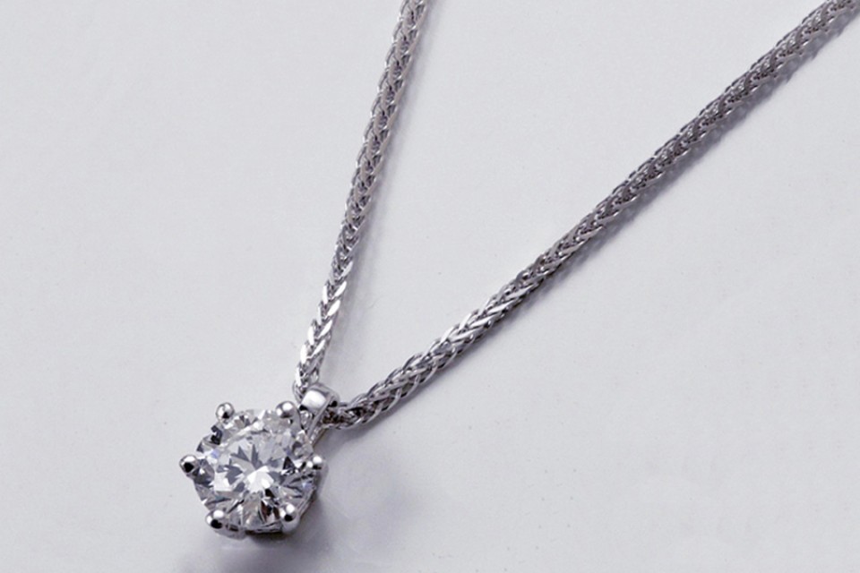 GIROCOLLO PUNTO LUCE CON DIAMANTE CT. 0.57 CERTIFICATO GIA