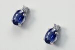 Earrings with sapphires ct. 1.00 and diamonds ct. 0.04:XNUMX