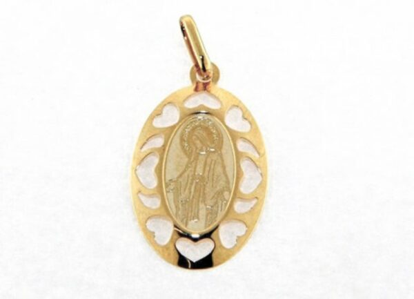 Madonna in yellow gold weight 1.15 g.