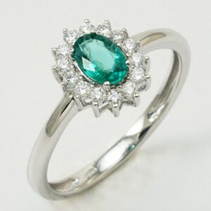 Anello con smeraldo ct. 0.45 e diamanti ct. 0.20
