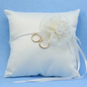 WEDDING CUSHION WITH ROSE AND PEARLS