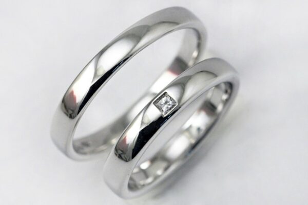 Pair of Polello 2688 wedding rings