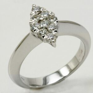 WHITE GOLD RING WITH CT DIAMONDS. 0.48:XNUMX