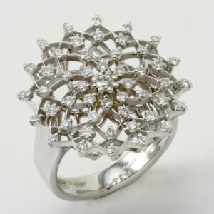 ANELLO IN ORO BIANCO CON DIAMANTI CT. 0.79