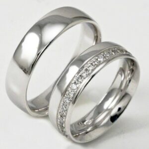 Brilliant round wedding rings