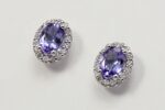 Orecchini con tanzanite ct. 1.68 e diamanti ct. 0.40