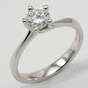 Solitaire ring with brilliant cut diamond ct. 0.57 GIA certified