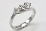 Anello Trilogy con diamanti taglio brillante ct. 0.69