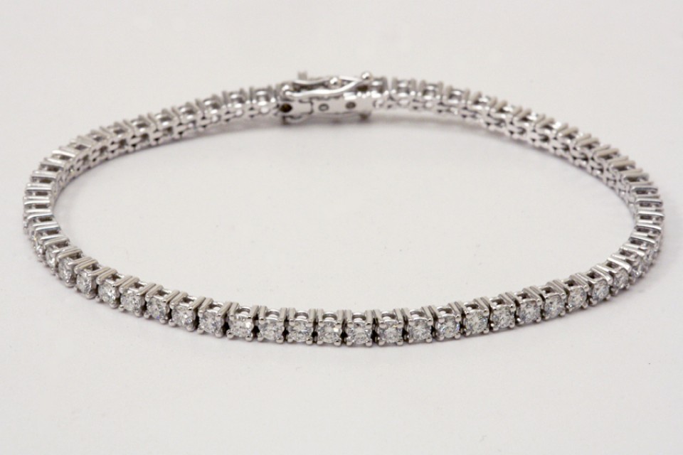 BRACCIALE TENNIS DIAMANTI TAGLIO BRILLANTE CT. 2.40