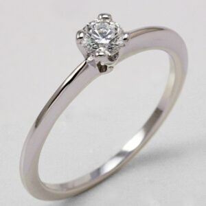 Solitaire ring with brilliant cut diamond ct. 0.25:XNUMX