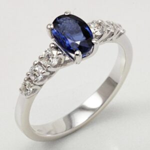 RING WITH SAPPHIRE CT. 0.88 AND DIAMONDS CT. 0.33 IGI CERTIFICATE