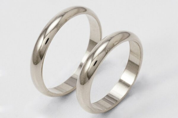 Classic wedding rings 3 grams white gold