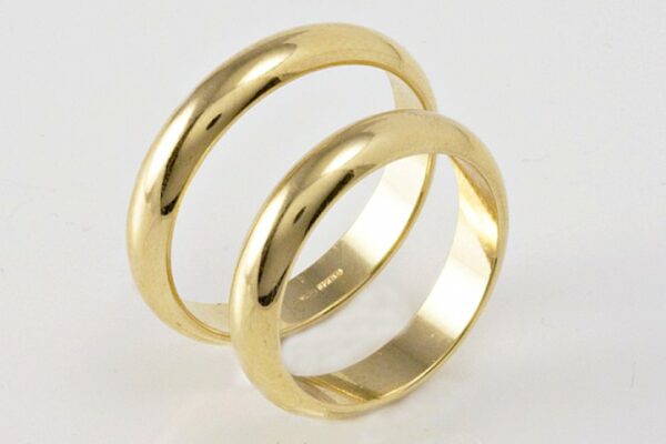 Classic wedding rings 4 grams