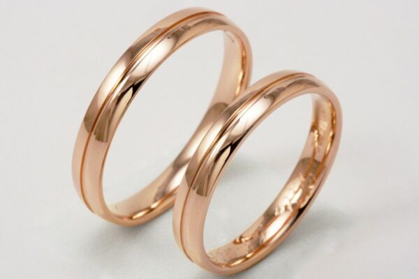 Unoaerre Lyra wedding rings