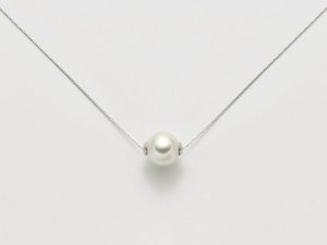 pearl choker