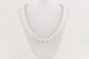 pearl necklace